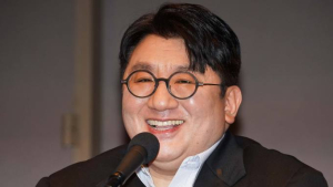 방시혁, 세계 대중음악계 주식 부자 3위