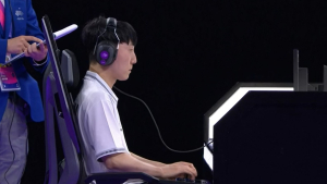‘스파 5’ 김관우, 풀세트 접전 끝 한국 선수 최초 e스포츠 금메달리스트 등극