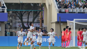 10명서 싸운 여자축구, 북한에 1대4 역전패