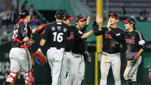 LG, 29년 만에 정규리그 1위 확정…한국시리즈 우승 한 푸나