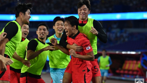 축구, 3연패 보인다… 우즈벡 꺾고 일본과 결승