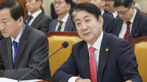 국정감사 출석한 이동관 방송통신위원회 위원장