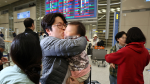  ‘안전하게 돌아와줘 고마워’