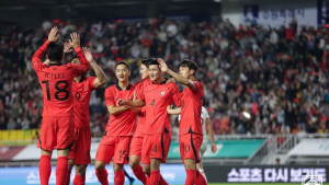 ‘김민재·황희찬 연속골’ 한국, 베트남에 전반전 2대 0 리드