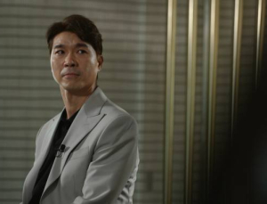 박수홍, 형수 명예훼손 혐의로 고소