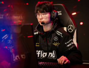T1, 고전 끝에 팀 리퀴드 격파…한타 한번으로 역전승