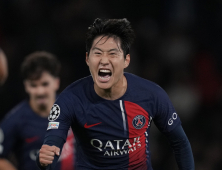 “마법 같은 하룻밤!”…이강인, PSG 데뷔골을 챔스서
