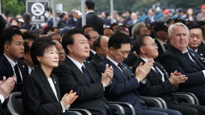 윤 대통령, 박정희 전 대통령 서거 44주기 추도식 참석