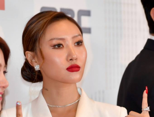 마마무 화사 ‘공연 음란죄’ 무혐의로 사건 종결