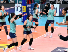 ‘패패승승승’ GS칼텍스, 극적인 리버스 스윕승…2위로 1라운드 마무리
