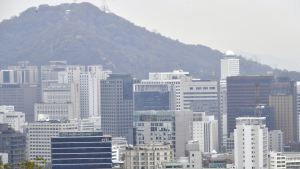 대기업 사외이사 30%, 공무원 혹은 판·검사 출신