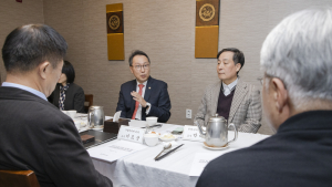 “의대 정원, 지역·필수의료 기여도 따라 배분해야”
