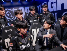 T1의 숙원, 명장이 아닌 감독대행이 이뤄냈다