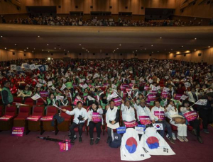 긴장 고조되는 프랑스…“반기문·최태원 출동”