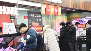 홈플러스 ‘메가푸드마켓 2.0 영통점’ 리뉴얼 5호점 오픈