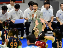‘시즌 첫 1위’ 강성형 현대건설 감독 “선수들이 서로 부족한 부분 채웠다”