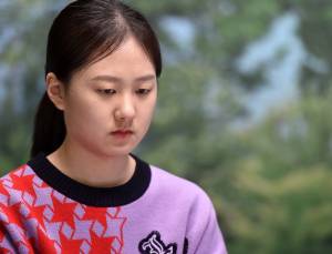최정 무너졌다…‘김은지 시대’ 개막