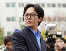 “사필귀정” 외친 지드래곤, YG 떠나 내년 컴백