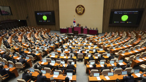 야당 주도 '쌍특검' 국회 본회의 통과