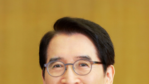신창재 교보생명 의장 “경쟁구도 다각화…오직 혁신 뿐” [신년사]