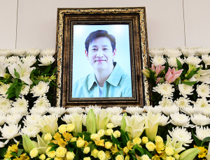 칼 빼든 이선균 소속사, 허위사실 고소 시작
