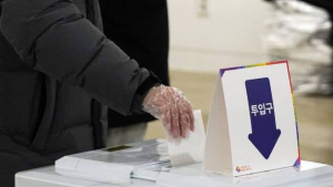 2024년 휩쓴다는 폴리코노미, 뭐길래