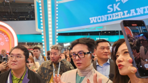 지드래곤, 새해 첫 행보는 美 CES 참석