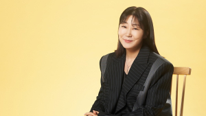 ‘시민덕희’ 라미란이 스스로를 일으킨 순간