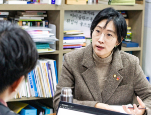 장혜영 의원, “글로벌 스탠다드는 ‘인권’” [쿠키인터뷰]