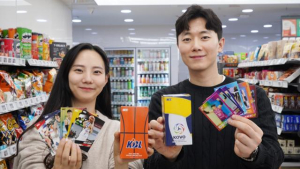 덕질 위한 포토카드 출시…스포츠팬심 잡기 나선 세븐일레븐