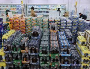 식당 맥주 가격, 대형마트보다 3배 더 올랐다