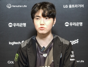 ‘쵸비’ 정지훈, “한 끗 차이로 이겨…우승까지 최선 다할 것”