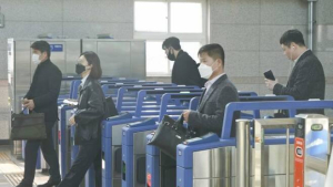 월급 1억 넘는 초고소득 직장인 3791명, 누군가 보니