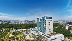 창립 70주년...'미래 도약' 한국도로교통공단법 제정·공포