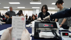 부정 선거 의혹 차단...총선 앞두고 모의개표 