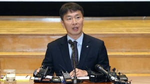 이복현 “책임 회피 금융사, 시장 퇴출도 불사”
