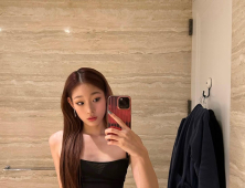 ‘테디 걸그룹’ 올 상반기 데뷔…신세계家 외손녀 포함될까