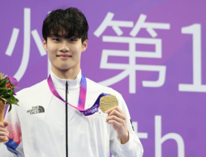 뺑소니 혐의 벗은 수영선수 황선우 벌금형 선고