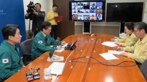 이주호, 의대 부총장·학장과 간담회…“차질 없는 학사 관리”