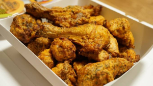 BBQ 치킨집 ‘상차림비’ 논란에…업계 “비슷한 사례 없어”