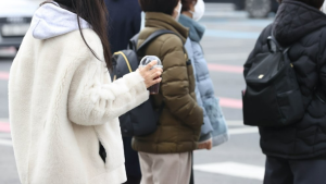 [날씨] 중부 흐리고 남부·제주도 구름많아…“큰 일교차 주의”