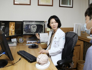 ‘나이 드니 더 어지럽다’ 단순한 노화로 방치하면 안 되는 이유