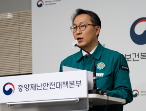 소아과 전공의 매달 100만원 지원…의료진 격려수당도 지급