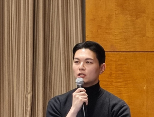 “전공의 사직, 옳은 행동이라 믿어…정책 백지화 때 복귀”