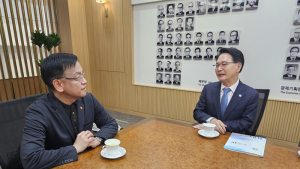 심덕섭 고창군수, 최상목 경제부총리 만나 ‘노을대교 조기착공’ 건의