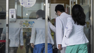 尹 “교수도 예외 없다”…행정명령 예고에 ‘탄식’