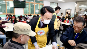 박동식 시장, 무료 경로식당 봉사자 격려 [사천소식]