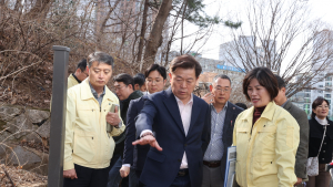 광명사거리역, '사람 안전 우선' 보행로 확보  