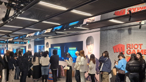 LCK 유관중 경기 재개…‘롤팬’ 직접 만나보니
