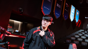 ‘구마유시’ 바루스 한방…T1, 2위 수성 성공 [LCK]